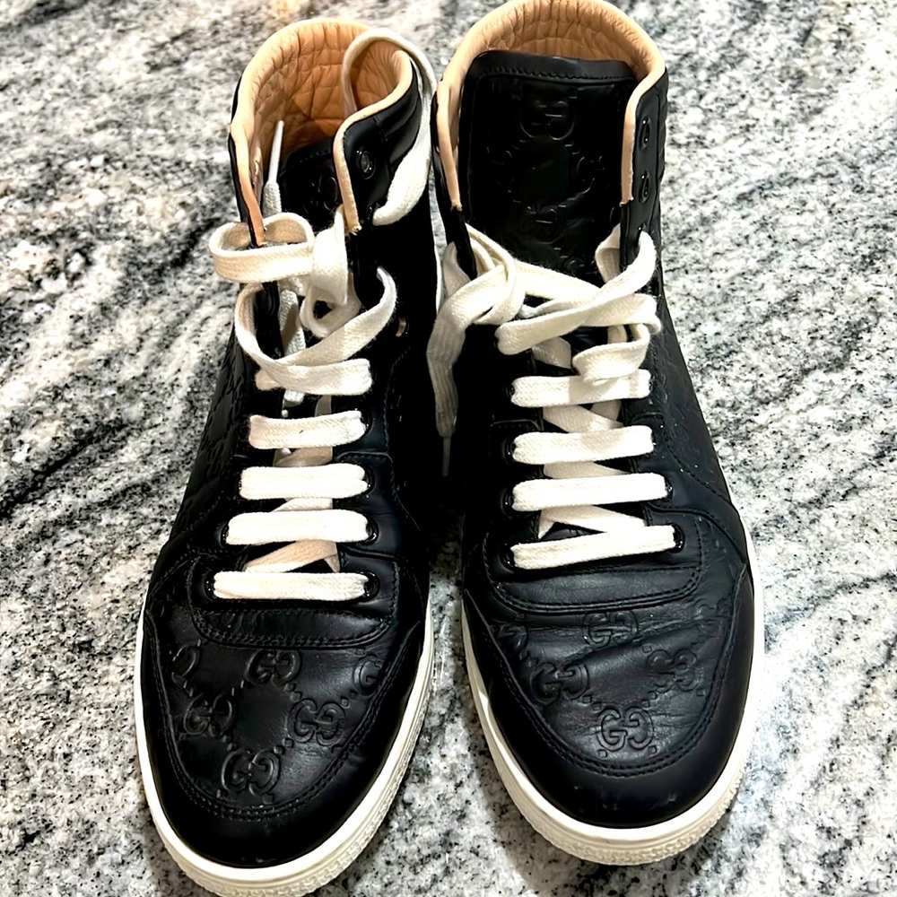 Authentic Gucci  black lo go leather high tops Sz 8.5